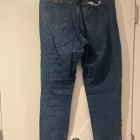 Levis High Waisted Distressed Mom Jean - Picture 5 of 5